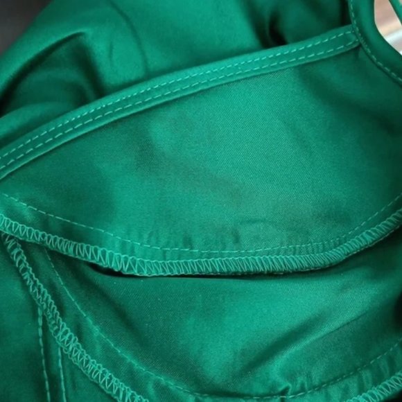 US 6👙PrettyLittleThing Emerald Green Satin Corset Strappy Top - Picture 6 of 9